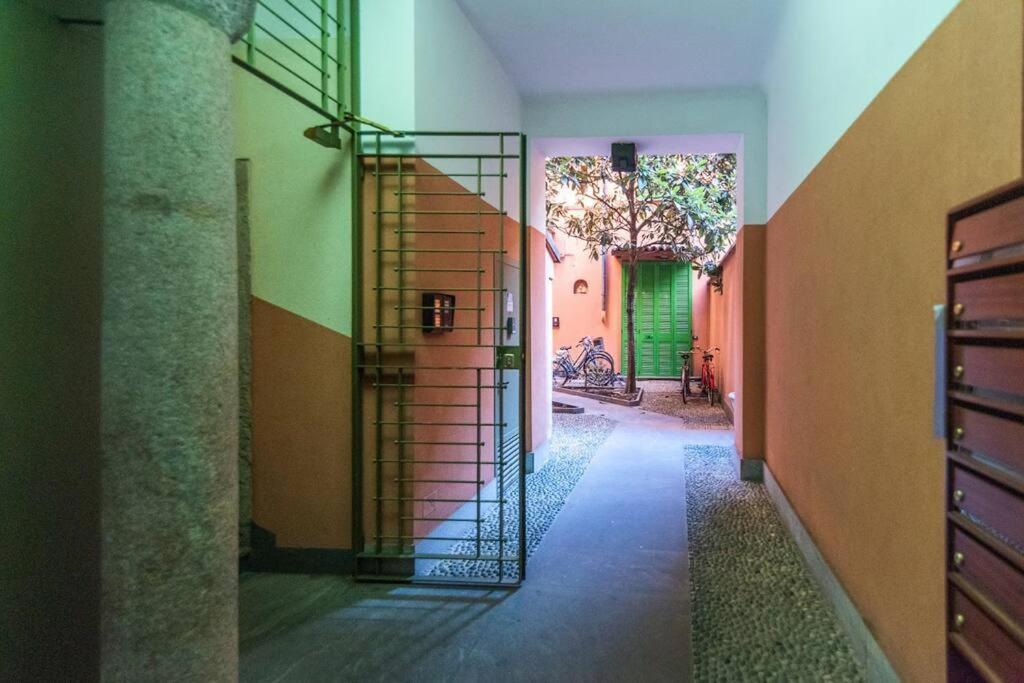 Moscova - Garibaldi Lusso, Sauna E Idromassaggio Милан Экстерьер фото